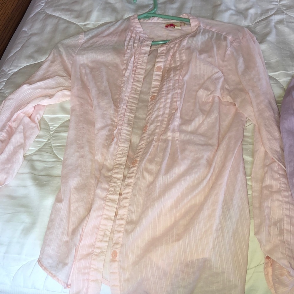 Bundle of 2 dressy shirts